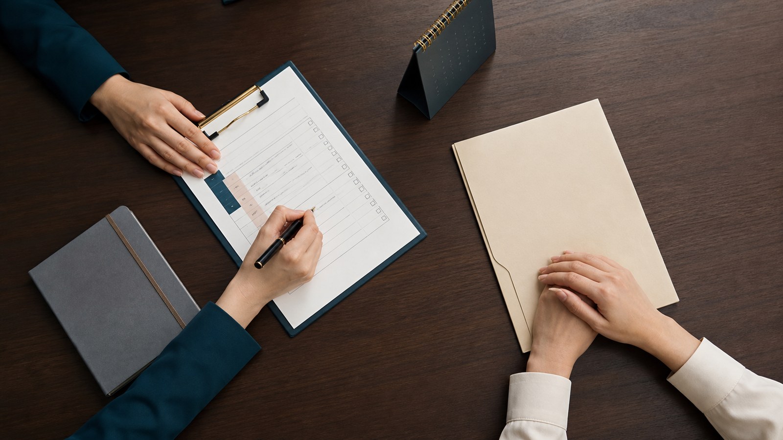 人資承辦人以表單記錄職場霸凌申訴內容
